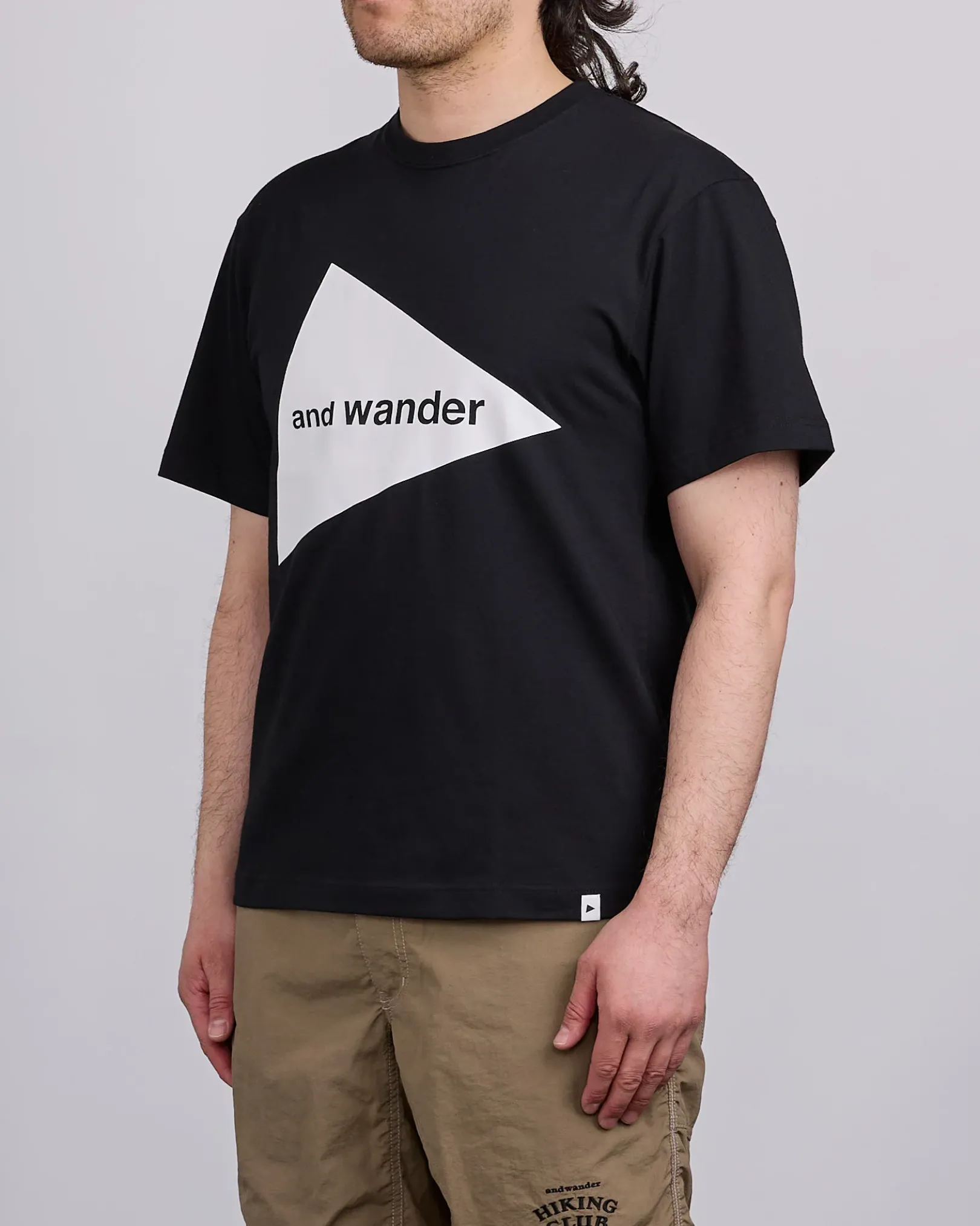 Discount and wander Big Logo T-Shirt Black