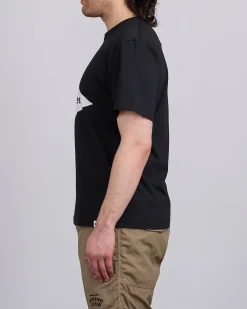 Discount and wander Big Logo T-Shirt Black