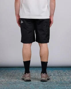 Hot and wander Breath Rip Nylon Short Black