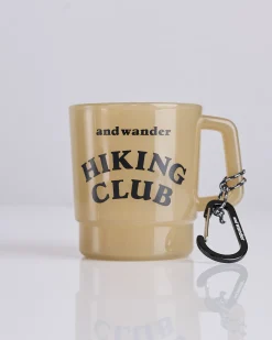 Hot and wander Hiking Club PP Mug Beige