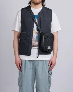 New and wander Reflective Rip Shoulder Pouch Black