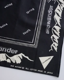 Clearance and wander Relective Words 25 Bandana Black