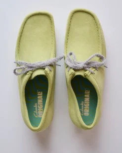 Outlet Clarks Originals Men's Wallabee Pale Lime Suede