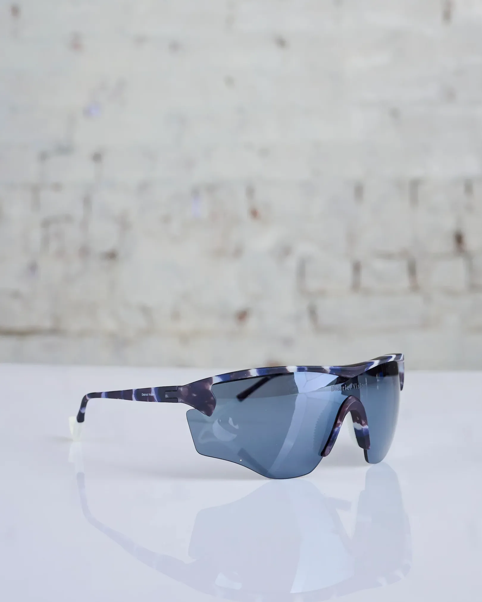 Best District Vision Junya Racer Sunglass Mosaic D+ G15