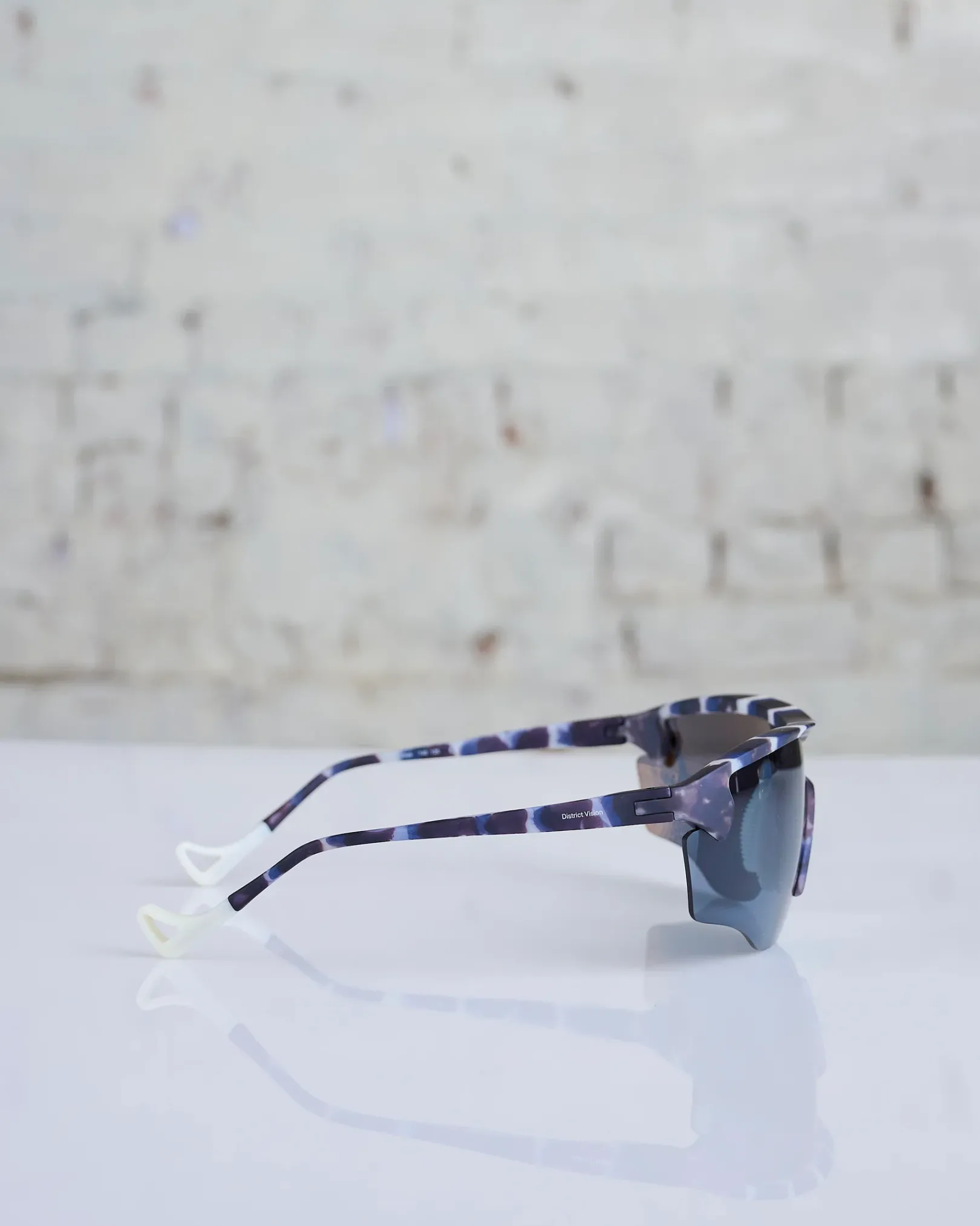Best District Vision Junya Racer Sunglass Mosaic D+ G15