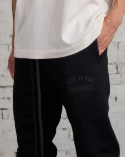 New Fear of God Essentials Classic Arch Sweatpant Black