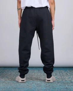 New Fear of God Essentials Classic Sweatpant Bevel Jet Black
