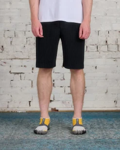Outlet HOMME PLISSÉ ISSEY MIYAKE Pleats August Short Black