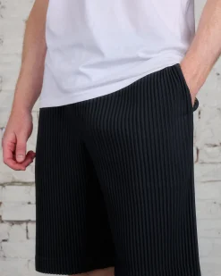 Outlet HOMME PLISSÉ ISSEY MIYAKE Pleats August Short Black