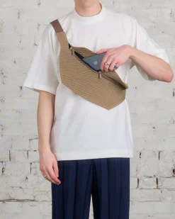 Online HOMME PLISSÉ ISSEY MIYAKE Issey Miyake Homme Plisse Pleats Crossbody Bag Light Mocha Brown