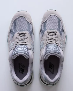 New New Balance Made in UK U991v2 Rock Ridge/Alloy