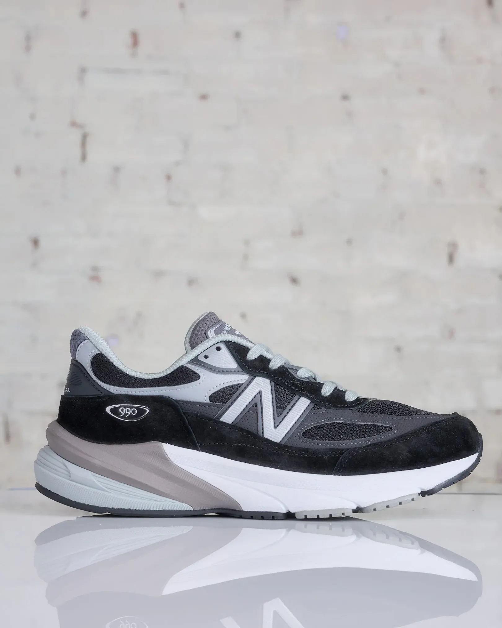 Online New Balance Men's M990v6 Made in USA Black White