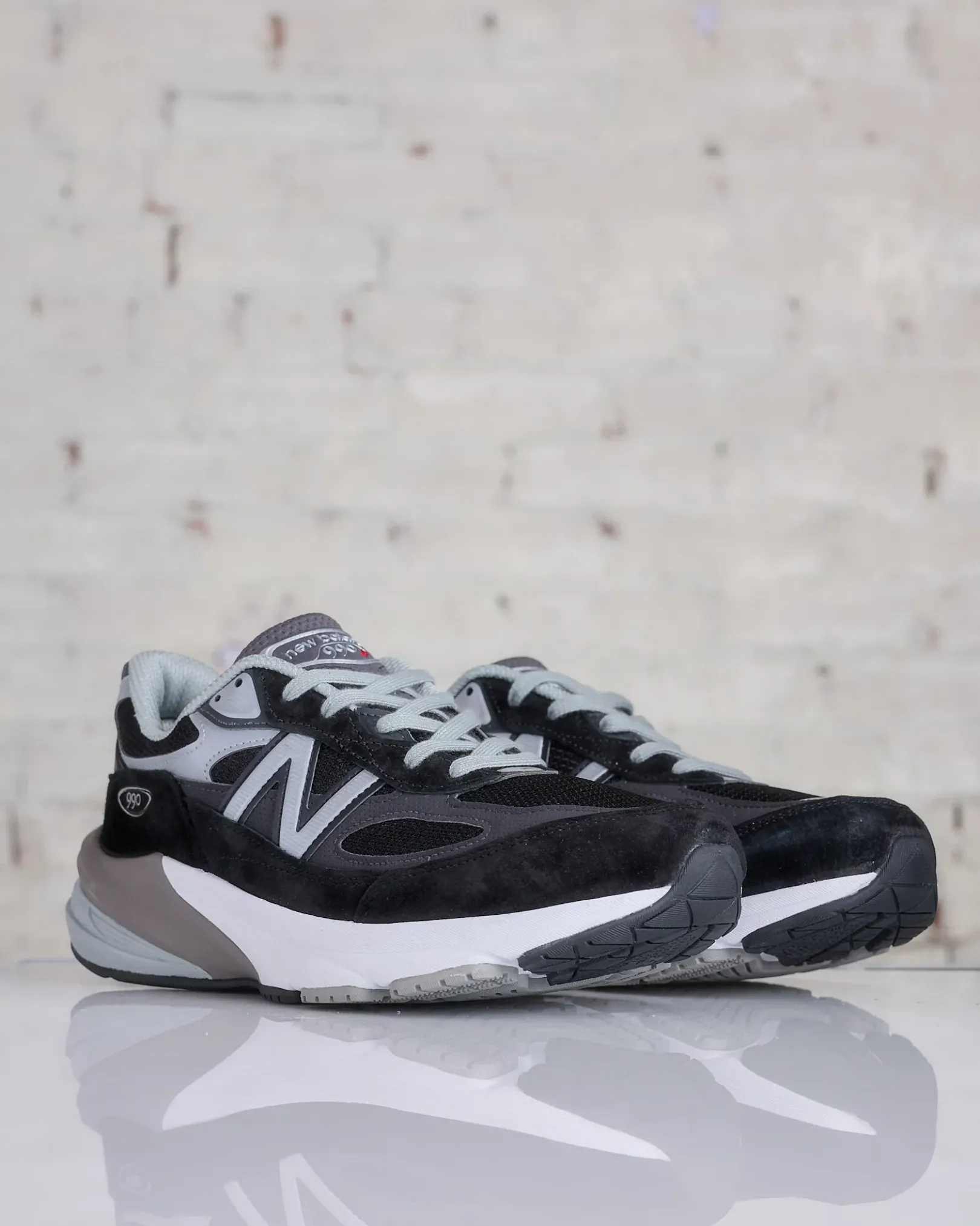 Online New Balance Men's M990v6 Made in USA Black White