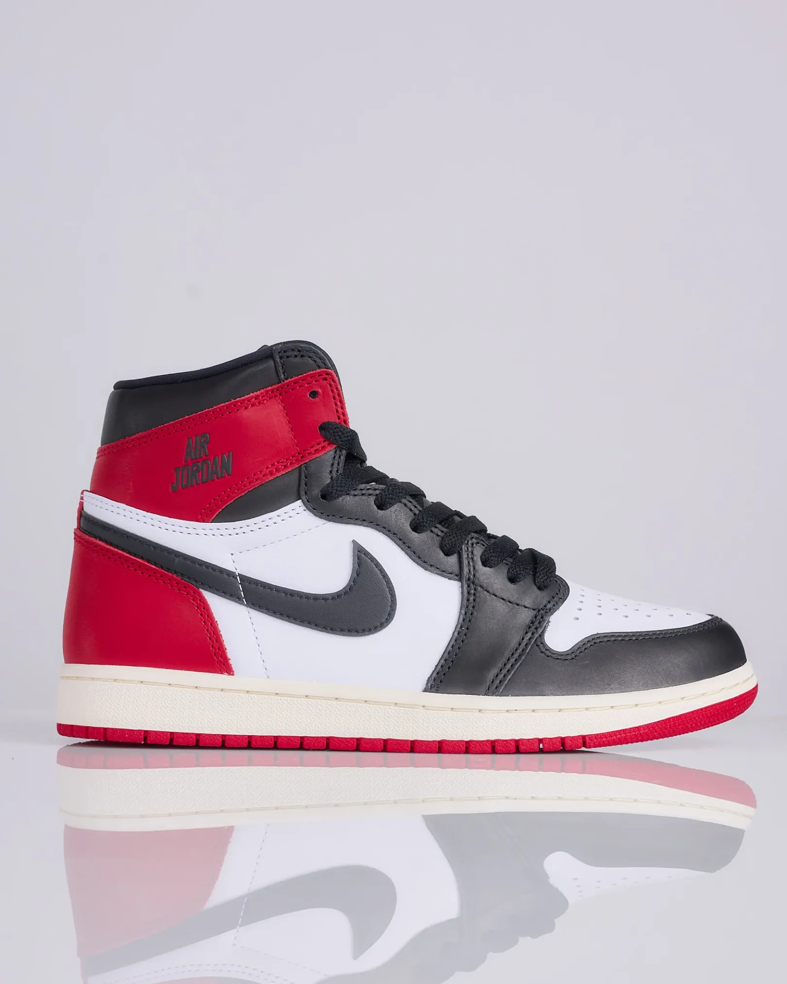 Hot Nike Men's Air Jordan 1 Retro High OG "Black Toe Reimagined" White Black-Varsity Red-Sail DZ5485 106