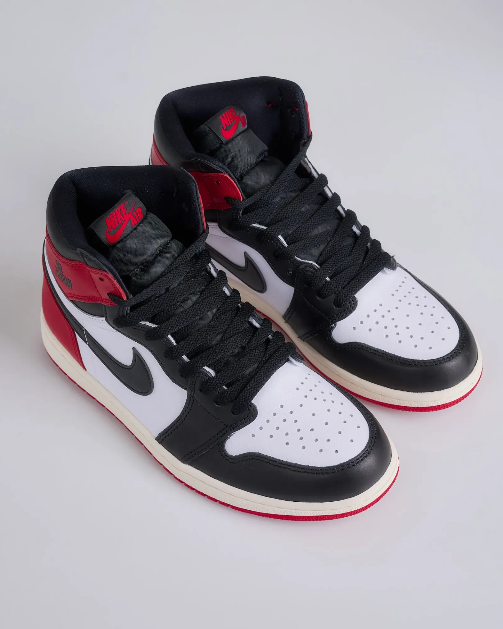 Hot Nike Men's Air Jordan 1 Retro High OG "Black Toe Reimagined" White Black-Varsity Red-Sail DZ5485 106