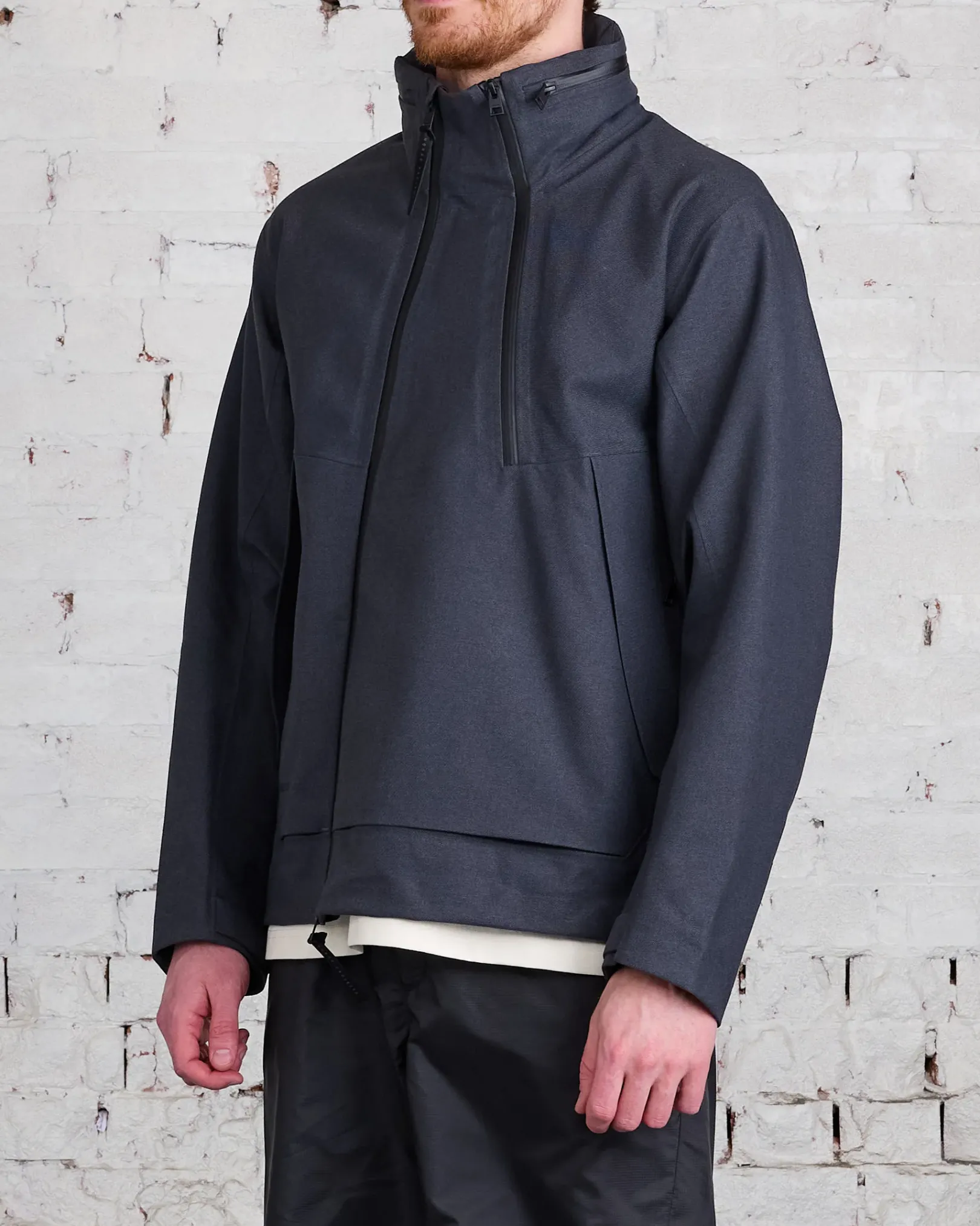 New Norse Projects Arktistk Norse Projects Arktisk 3L Gore-Tex Textured Jacket Charcoal