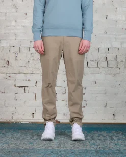 Hot Reigning Champ Primeflex Coach's Pant Sand