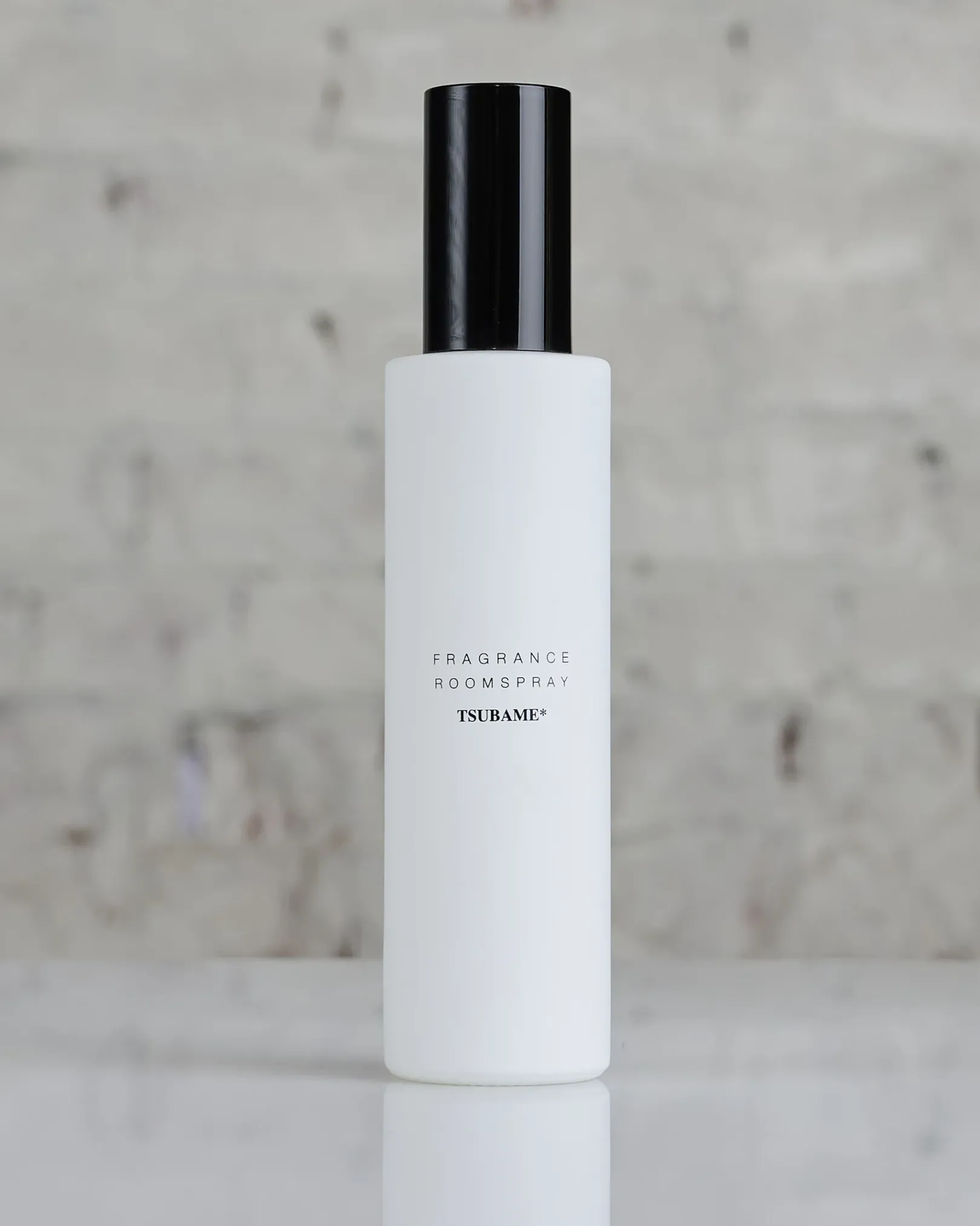 Hot retaW Room Spray TSUBAME