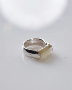 Sale Tom Wood Crest Ring 925 Silver Mother of Pearl